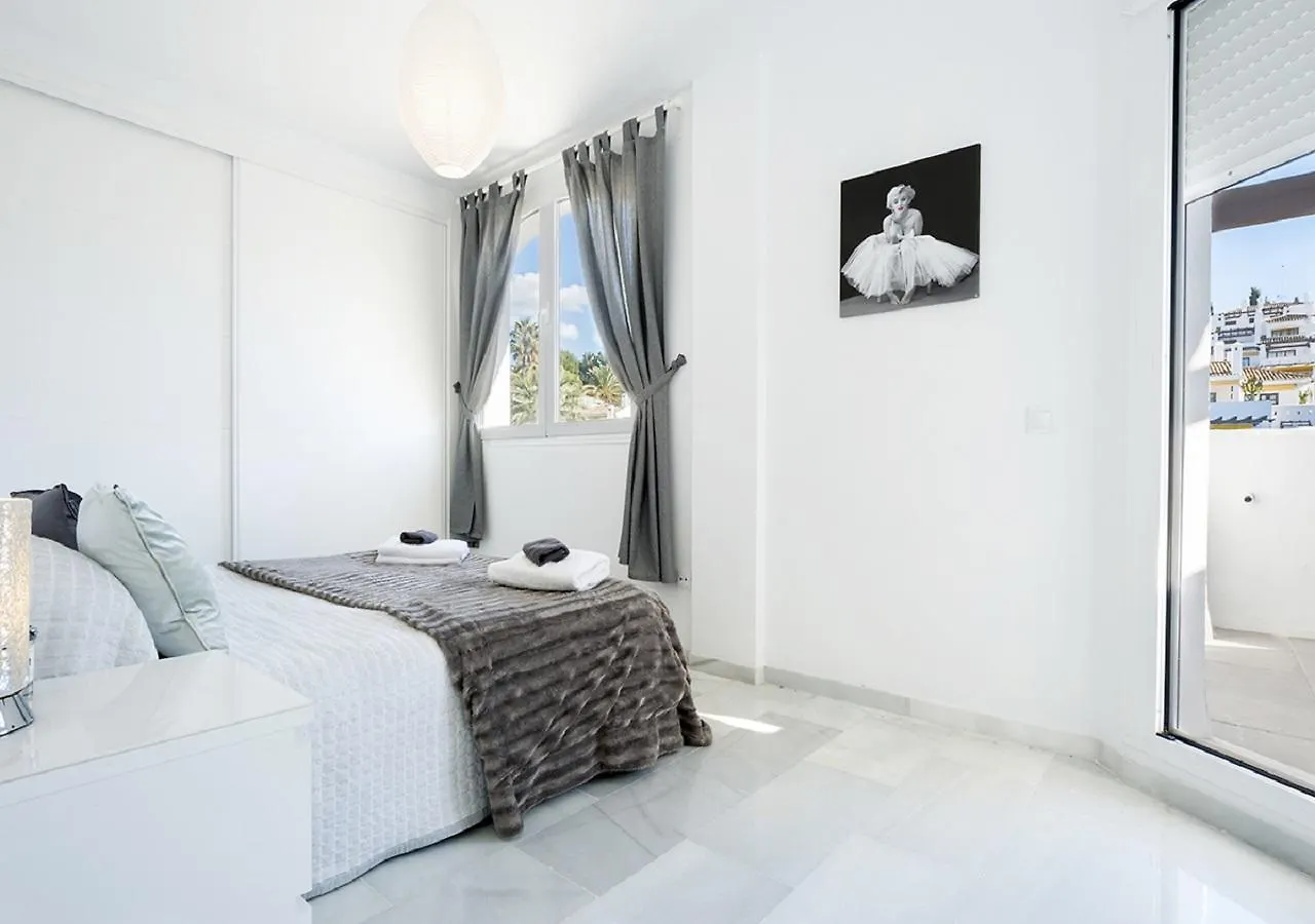 The Ivy Penthouse Appartamento Marbella Spagna